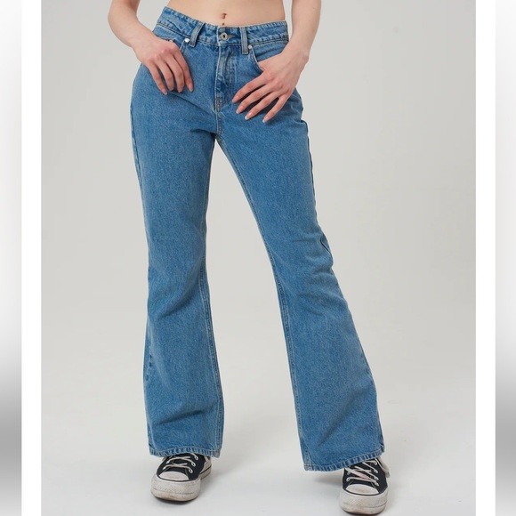 RAGGED Flared Jeans Size: 26 - Picture 3 of 9